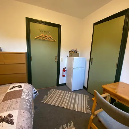 לינה וארוחת בוקר Borgdal